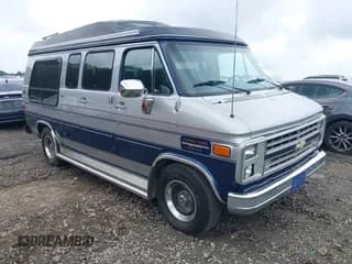 ✅ 1986 Chevrolet Chevy Van • VIN: 1GBEG25H0G7181134 • Лот: 42687174. Опубликован ранее на IAAI с пробегом 13 490 миль. Бесплатный доступ к архиву аукционных продаж из США и подробный отчёт об истории автомобиля на DreamBid. Изображение 1.