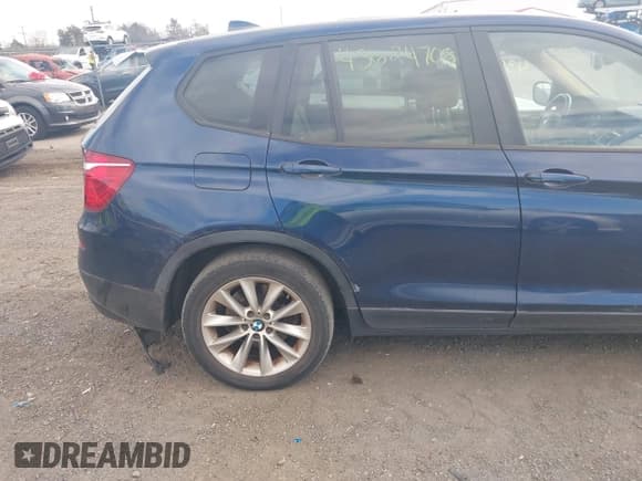 ✅ 2014 BMW X3 xDrive28i • VIN: 5UXWX9C53E0D19483 • Lot: 43624708. Wystawiony na IAAI z przebiegiem 172 470 mil. Bezpłatny archiwum sprzedaży aukcyjnych z USA i szczegółowy raport historii pojazdu na DreamBid. Zdjęcie 12.