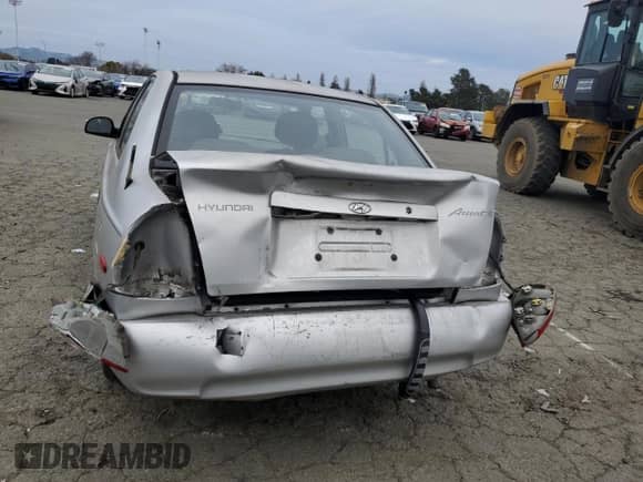 2002 Hyundai Accent GL with VIN KMHCG45C92U342413, listed as a Copart auction lot 45236555 with 120,207 mi miles and Salvage title. Bid and sale history available at DreamBid. Image 6.