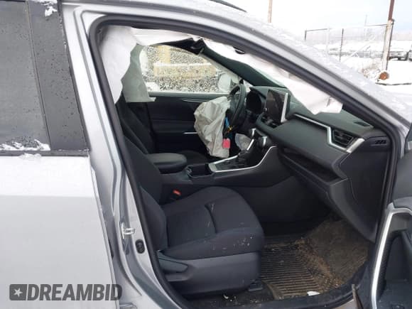 ✅ 2023 Toyota RAV4 Hybrid SE • VIN: JTM16RFV0PJ034714 • Лот: 43640560. Опубликован ранее на IAAI с пробегом 17 155 миль. Бесплатный доступ к архиву аукционных продаж из США и подробный отчёт об истории автомобиля на DreamBid. Изображение 5.