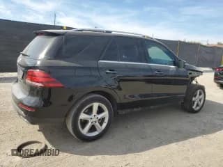 ✅ 2017 Mercedes-Benz GLE 350 • VIN: 4JGDA5HB0HA903722 • Lot: 84045295. Wystawiony na Copart z przebiegiem 78 174 mil. Bezpłatny archiwum sprzedaży aukcyjnych z USA i szczegółowy raport historii pojazdu na DreamBid. Zdjęcie 3.