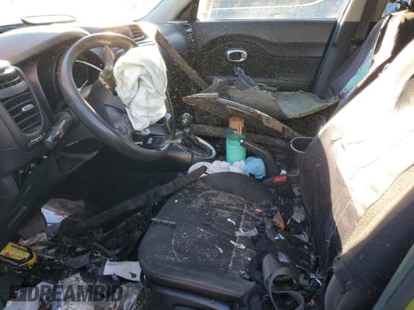 ✅ 2016 Kia Soul • VIN: KNDJN2A29G7868288 • Лот: 80072063. Опубликован ранее на Copart с пробегом Не указан. Бесплатный доступ к архиву аукционных продаж из США и подробный отчёт об истории автомобиля на DreamBid. Изображение 7.