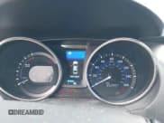 ✅ 2014 Hyundai Sonata Limited • VIN: KMHEC4A48EA116629 • Lot: 42070212. Wystawiony na IAAI z przebiegiem 95 295 mil. Bezpłatny archiwum sprzedaży aukcyjnych z USA i szczegółowy raport historii pojazdu na DreamBid. Zdjęcie 7.