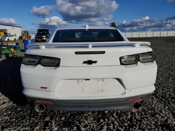 ✅ 2019 Chevrolet Camaro 1SS • VIN: 1G1FF1R7XK0111486 • Lot: 92022585. Wystawiony na Copart z przebiegiem 18 057 mil. Bezpłatny archiwum sprzedaży aukcyjnych z USA i szczegółowy raport historii pojazdu na DreamBid. Zdjęcie 6.