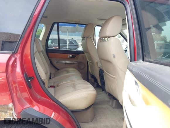 ✅ 2010 Land Rover Range Rover Sport HSE Lux • VIN: SALSK2D49AA229180 • Lot: 43541519. Listed on IAAI with 153,875 mi. Free auction sales archive from the USA and detailed vehicle history report at DreamBid. Image 8.