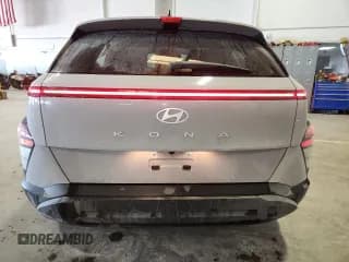 ✅ 2024 Hyundai Kona SEL • VIN: KM8HB3AB4RU173276 • Лот: 89803435. Опубликован ранее на Copart с пробегом 32 003 миль. Бесплатный доступ к архиву аукционных продаж из США и подробный отчёт об истории автомобиля на DreamBid. Изображение 6.