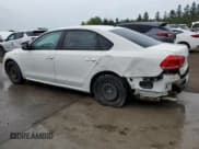 ✅ 2013 Volkswagen Passat Wolfsburg Edition • VIN: 1VWAH7A31DC007622 • Лот: 70897345. Опубликован ранее на Copart с пробегом 222 532 миль. Бесплатный доступ к архиву аукционных продаж из США и подробный отчёт об истории автомобиля на DreamBid. Изображение 2.