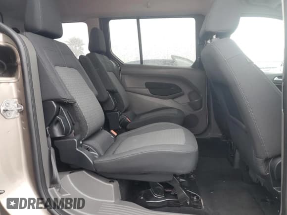 ✅ 2019 Ford Transit Connect XLT • VIN: NM0GE9F28K1390479 • Lot: 91710445. Wystawiony na Copart z przebiegiem 61 434 mil. Bezpłatny archiwum sprzedaży aukcyjnych z USA i szczegółowy raport historii pojazdu na DreamBid. Zdjęcie 11.