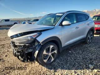 2016 Hyundai Tucson Sport z VIN KM8J3CA28GU139658, wystawiony jako Copart lot #85143115 z przebiegiem 80 822 mil mil oraz Szkoda całkowita • Salvage title. Historia ofert i sprzedaży dostępna na DreamBid. Obrazek 1.