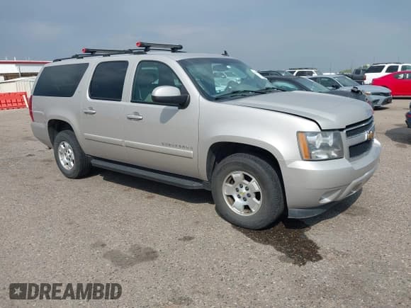 ✅ 2007 Chevrolet Suburban LT • VIN: 3GNFK163X7G179589 • Lot: 42694031. Listed on IAAI with 185,599 mi. Free auction sales archive from the USA and detailed vehicle history report at DreamBid. Image 1.
