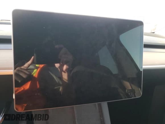 ✅ 2024 Tesla Model Y Long Range • VIN: 7SAYGDEE7RA276099 • Лот: 49843865. Опубликован ранее на Copart с пробегом Не указан. Бесплатный доступ к архиву аукционных продаж из США и подробный отчёт об истории автомобиля на DreamBid. Изображение 9.