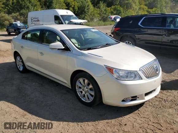 ✅ 2012 Buick LaCrosse Leather • VIN: 1G4GC5ER4CF205652 • Lot: 71706125. Listed on Copart with 145,390 mi. Free auction sales archive from the USA and detailed vehicle history report at DreamBid. Image 4.