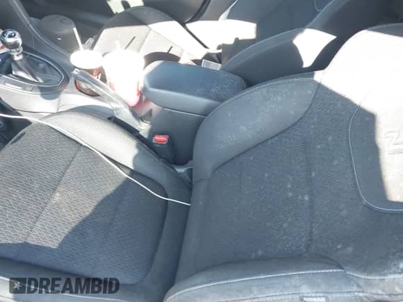 2019 Hyundai Veloster N z VIN KMHT36AH3KU002005, wystawiony jako IAAI lot #41499062 z przebiegiem 91 012 mil mil oraz . Historia ofert i sprzedaży dostępna na DreamBid. Obrazek 15.