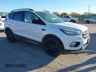 ✅ 2018 Ford Escape SEL • VIN: 1FMCU0HD6JUC48199 • Лот: 43612204. Опубликован ранее на IAAI с пробегом 79 741 миль. Бесплатный доступ к архиву аукционных продаж из США и подробный отчёт об истории автомобиля на DreamBid. Изображение 1.