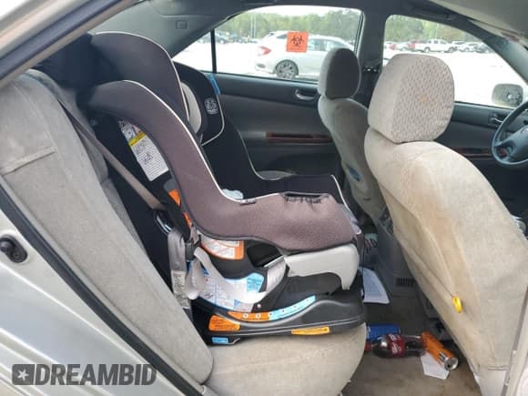 ✅ 2003 Toyota Camry XLE • VIN: 4T1BE30K33U245476 • Lot: 85567045. Listed on Copart with 220,260 mi. Free auction sales archive from the USA and detailed vehicle history report at DreamBid. Image 10.