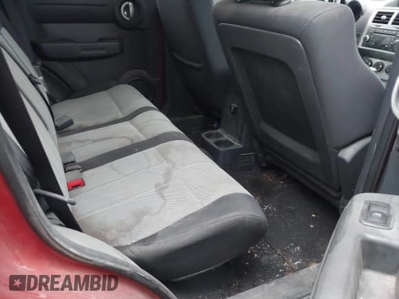 ✅ 2007 Dodge Nitro SXT • VIN: 1D8GU28K17W601446 • Lot: 41014232. Wystawiony na IAAI z przebiegiem 213 935 mil. Bezpłatny archiwum sprzedaży aukcyjnych z USA i szczegółowy raport historii pojazdu na DreamBid. Zdjęcie 8.