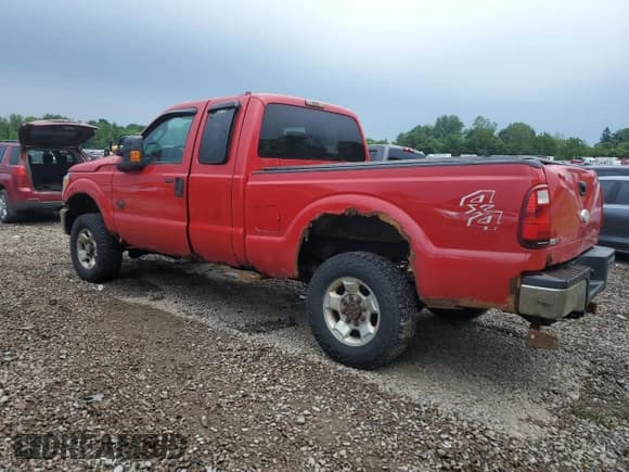 ✅ 2012 Ford F-350 XL • VIN: 1FT8X3BTXCEA52878 • Lot: 62715845. Wystawiony na Copart z przebiegiem 251 557 mil. Bezpłatny archiwum sprzedaży aukcyjnych z USA i szczegółowy raport historii pojazdu na DreamBid. Zdjęcie 2.