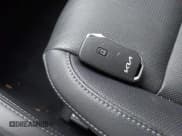 ✅ 2022 Kia Telluride EX • VIN: 5XYP34HC7NG319862 • Lot: 43579860. Wystawiony na IAAI z przebiegiem 34 273 mil. Bezpłatny archiwum sprzedaży aukcyjnych z USA i szczegółowy raport historii pojazdu na DreamBid. Zdjęcie 11.