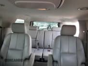 ✅ 2011 Chevrolet Suburban LT • VIN: 1GNSKJE35BR394032 • Lot: 59235184. Wystawiony na Copart z przebiegiem 248 979 mil. Bezpłatny archiwum sprzedaży aukcyjnych z USA i szczegółowy raport historii pojazdu na DreamBid. Zdjęcie 10.