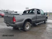 ✅ 2004 Ford F-250 XL • VIN: 1FTNW21L24EA27704 • Lot: 41150150. Wystawiony na IAAI z przebiegiem 155 321 mil. Bezpłatny archiwum sprzedaży aukcyjnych z USA i szczegółowy raport historii pojazdu na DreamBid. Zdjęcie 4.