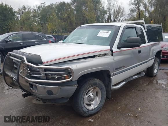 ✅ 1998 Dodge 1500 • VIN: 1B7HF13Y6WJ115956 • Лот: 43548056. Опубликован ранее на IAAI с пробегом 175 510 миль. Бесплатный доступ к архиву аукционных продаж из США и подробный отчёт об истории автомобиля на DreamBid. Изображение 20.