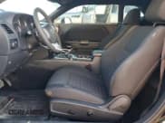 ✅ 2014 Dodge Challenger SXT • VIN: 2C3CDYAG8EH260603 • Lot: 85772954. Wystawiony na Copart z przebiegiem 143 264 mil. Bezpłatny archiwum sprzedaży aukcyjnych z USA i szczegółowy raport historii pojazdu na DreamBid. Zdjęcie 7.