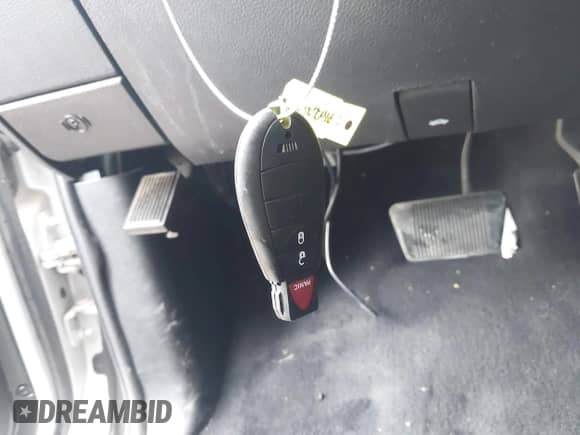 2018 Ram 1500 Tradesman z VIN 1C6RR6FG0JS280326, wystawiony jako IAAI lot #43422781 z przebiegiem 89 435 mil mil oraz . Historia ofert i sprzedaży dostępna na DreamBid. Obrazek 11.