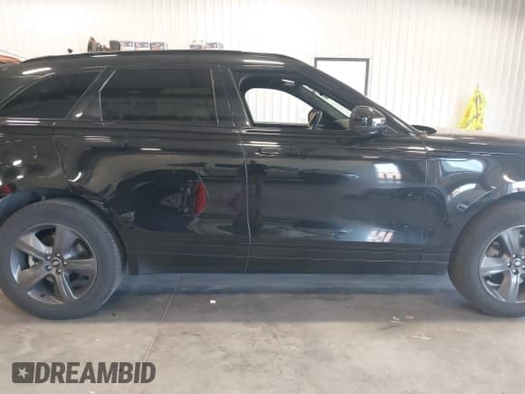 ✅ 2025 Land Rover Range Rover Velar Dynamic SE • VIN: SALYL2EX3SA398189 • Lot: 42806050. Listed on IAAI with 29,765 mi. Free auction sales archive from the USA and detailed vehicle history report at DreamBid. Image 14.