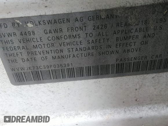 ✅ 2009 Volkswagen Passat Komfort • VIN: WVWJK73C39P035391 • Lot: 42439461. Listed on IAAI with 139,584 mi. Free auction sales archive from the USA and detailed vehicle history report at DreamBid. Image 9.