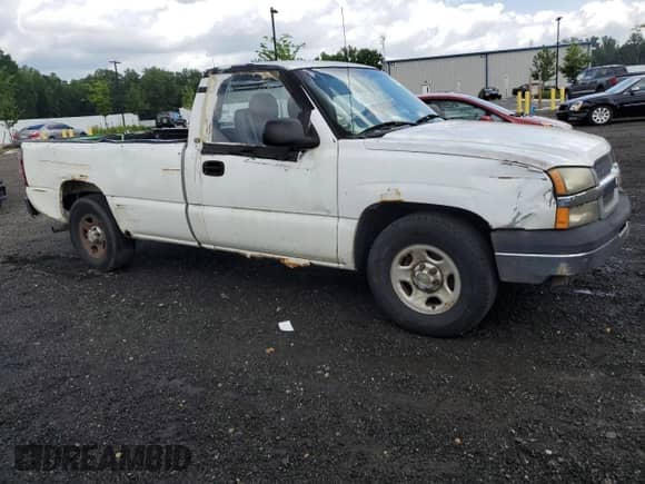 2004 Chevrolet Silverado 1500 z VIN 1GCEC14X94Z169266, wystawiony jako Copart lot #60687205 z przebiegiem Nie podano mil oraz Czysty tytuł • Clean title. Historia ofert i sprzedaży dostępna na DreamBid. Obrazek 4.