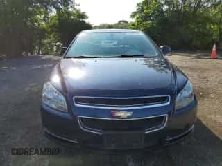 2010 Chevrolet Malibu 2LT z VIN 1G1ZD5EB4A4117554, wystawiony jako Copart lot #65578364 z przebiegiem 102 861 mil mil oraz Szkoda całkowita • Salvage title. Historia ofert i sprzedaży dostępna na DreamBid. Obrazek 5.