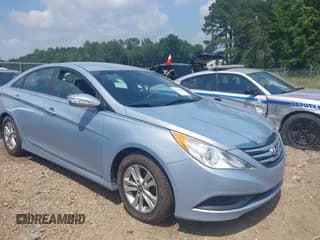 ✅ 2014 Hyundai Sonata GLS • VIN: 5NPEB4AC0EH823943 • Lot: 42601503. Wystawiony na IAAI z przebiegiem 46 940 mil. Bezpłatny archiwum sprzedaży aukcyjnych z USA i szczegółowy raport historii pojazdu na DreamBid. Zdjęcie 1.
