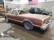 ✅ 1978 Ford Thunderbird • VIN: 8G87H271794 • Лот: 65165165. Опубликован ранее на Copart с пробегом 29 653 миль. Бесплатный доступ к архиву аукционных продаж из США и подробный отчёт об истории автомобиля на DreamBid. Изображение 4.