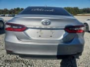 ✅ 2024 Toyota Camry LE • VIN: 4T1R11AK7RU898432 • Lot: 91261705. Wystawiony na Copart z przebiegiem 54 388 mil. Bezpłatny archiwum sprzedaży aukcyjnych z USA i szczegółowy raport historii pojazdu na DreamBid. Zdjęcie 6.