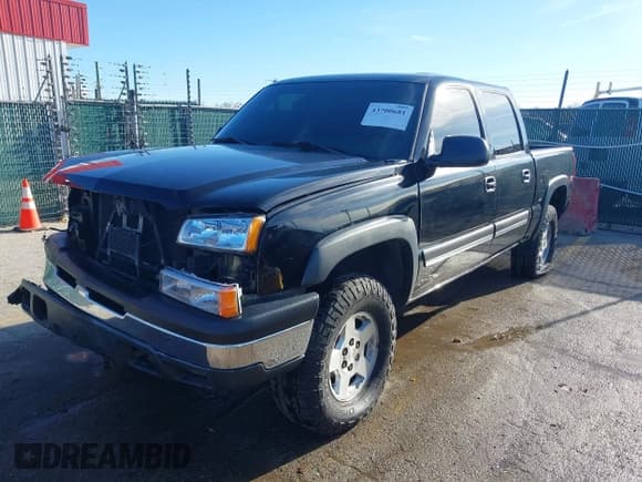 ✅ 2004 Chevrolet Silverado 1500 Z71 • VIN: 2GCEK13T441379543 • Lot: 43700681. Wystawiony na IAAI z przebiegiem 218 175 mil. Bezpłatny archiwum sprzedaży aukcyjnych z USA i szczegółowy raport historii pojazdu na DreamBid. Zdjęcie 2.