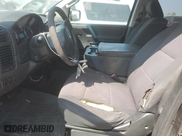 ✅ 2012 Nissan Titan SV • VIN: 1N6AA0EJ4CN320946 • Lot: 71002775. Listed on Copart with 127,819 mi. Free auction sales archive from the USA and detailed vehicle history report at DreamBid. Image 7.