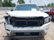 ✅ 2024 Nissan Frontier SL • VIN: 1N6ED1EJ0RN650784 • Lot: 42399593. Wystawiony na IAAI z przebiegiem 8 199 mil. Bezpłatny archiwum sprzedaży aukcyjnych z USA i szczegółowy raport historii pojazdu na DreamBid. Zdjęcie 6.