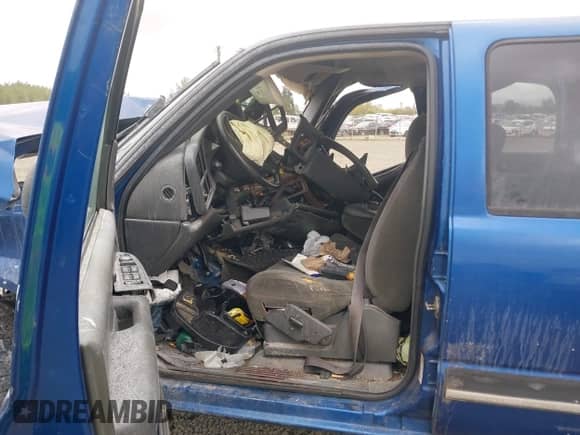 2004 Chevrolet Silverado 1500 Z71 with VIN 2GCEK13T141319493, listed as a IAAI auction lot 43398096 with Not provided miles and . Bid and sale history available at DreamBid. Image 5.