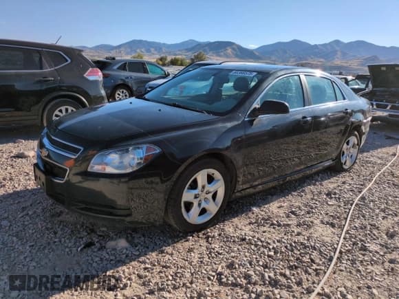 ✅ 2011 Chevrolet Malibu 1LS • VIN: 1G1ZB5E16BF335952 • Lot: 68366575. Listed on Copart with 196,084 mi. Free auction sales archive from the USA and detailed vehicle history report at DreamBid. Image 1.