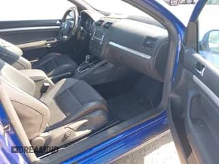 ✅ 2008 Volkswagen R32 • VIN: WVWKC71K88W048072 • Lot: 42187517. Wystawiony na IAAI z przebiegiem 162 845 mil. Bezpłatny archiwum sprzedaży aukcyjnych z USA i szczegółowy raport historii pojazdu na DreamBid. Zdjęcie 5.