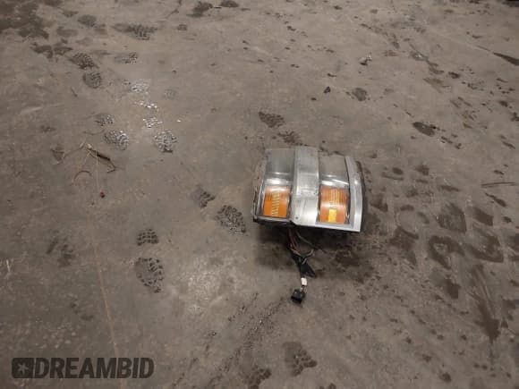 ✅ 2015 Chevrolet Silverado 2500HD Work Truck • VIN: 1GC1KUEG8FF173413 • Lot: 41822540. Listed on IAAI with 198,888 mi. Free auction sales archive from the USA and detailed vehicle history report at DreamBid. Image 12.