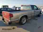 1998 Chevrolet S-10 LS with VIN 1GCCS19XXW8243161, listed as a Copart auction lot 78302614 with 196,624 mi miles and Salvage title. Bid and sale history available at DreamBid. Image 3.