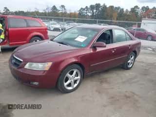 2008 Hyundai Sonata SE with VIN 5NPEU46F68H372454, listed as a IAAI auction lot 43558923 with 154,286 mi miles and . Bid and sale history available at DreamBid. Image 2.