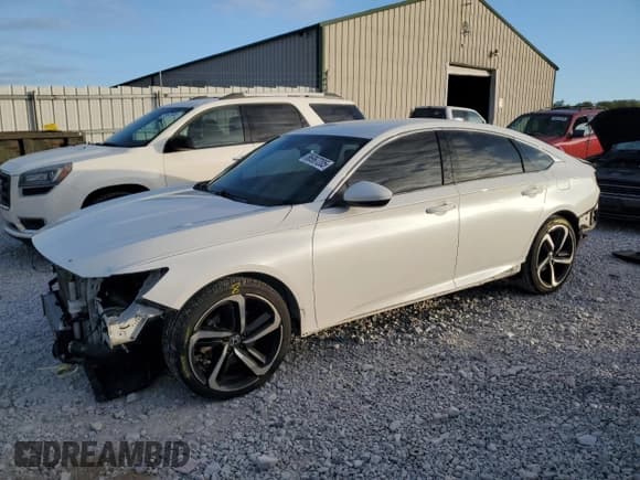 ✅ 2019 Honda Accord Sport • VIN: 1HGCV1F3XKA054457 • Lot: 86997205. Wystawiony na Copart z przebiegiem 63 950 mil. Bezpłatny archiwum sprzedaży aukcyjnych z USA i szczegółowy raport historii pojazdu na DreamBid. Zdjęcie 1.