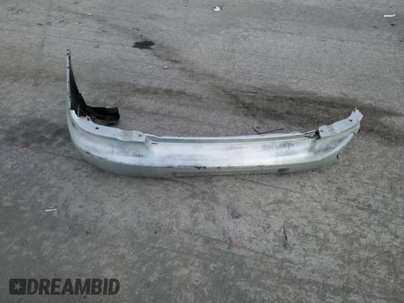 ✅ 2004 Subaru Impreza RS • VIN: JF1GD67524H502853 • Lot: 75798054. Wystawiony na Copart z przebiegiem 245 264 mil. Bezpłatny archiwum sprzedaży aukcyjnych z USA i szczegółowy raport historii pojazdu na DreamBid. Zdjęcie 14.