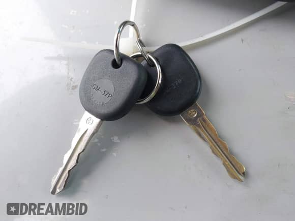 2008 Chevrolet Silverado 1500 Work Truck z VIN 1GCEC14X78Z237327, wystawiony jako IAAI lot #43597717 z przebiegiem 229 451 mil mil oraz . Historia ofert i sprzedaży dostępna na DreamBid. Obrazek 11.