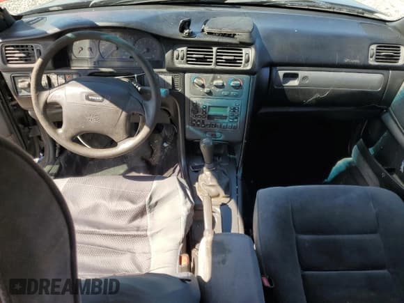 ✅ 1998 Volvo S70 • VIN: YV1LS5547W1475366 • Лот: 84732615. Опубликован ранее на Copart с пробегом 202 911 миль. Бесплатный доступ к архиву аукционных продаж из США и подробный отчёт об истории автомобиля на DreamBid. Изображение 8.