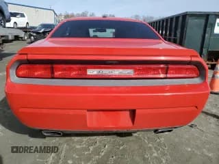 ✅ 2014 Dodge Challenger SXT Plus • VIN: 2C3CDYAG6EH110943 • Lot: 85097314. Wystawiony na Copart z przebiegiem 71 764 mil. Bezpłatny archiwum sprzedaży aukcyjnych z USA i szczegółowy raport historii pojazdu na DreamBid. Zdjęcie 6.