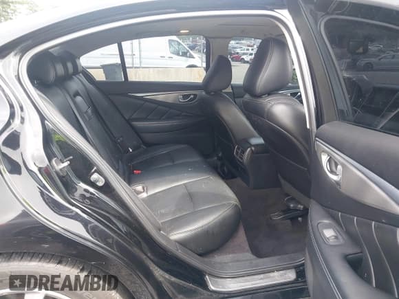 ✅ 2014 Infiniti Q50 • VIN: JN1BV7AP1EM677429 • Lot: 42656857. Listed on IAAI with 168,519 mi. Free auction sales archive from the USA and detailed vehicle history report at DreamBid. Image 8.