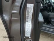 ✅ 2017 Jeep Cherokee 75th Anniversary Edition • VIN: 1C4PJLCB2HW641928 • Lot: 70887955. Wystawiony na Copart z przebiegiem 109 686 mil. Bezpłatny archiwum sprzedaży aukcyjnych z USA i szczegółowy raport historii pojazdu na DreamBid. Zdjęcie 13.